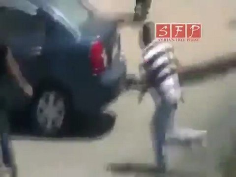 اطلاق نار مباشر على المتظاهرين دمشق الميدان 8-7-2011