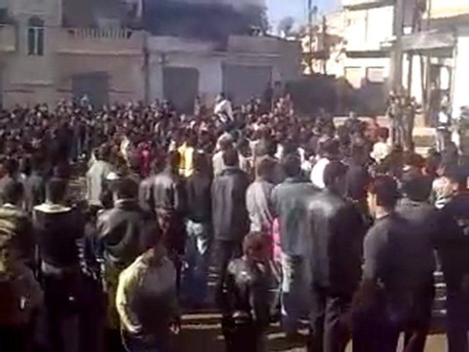 فري برس   حماة كفرنبودة مظاهرة أحرار كفرنبودة الصامدة 5 12 2011