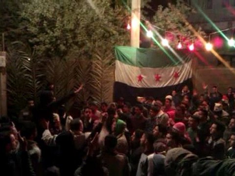 فري برس دير الزور من أمام بيت الشهيد نهاد خرابة 6 12 2011