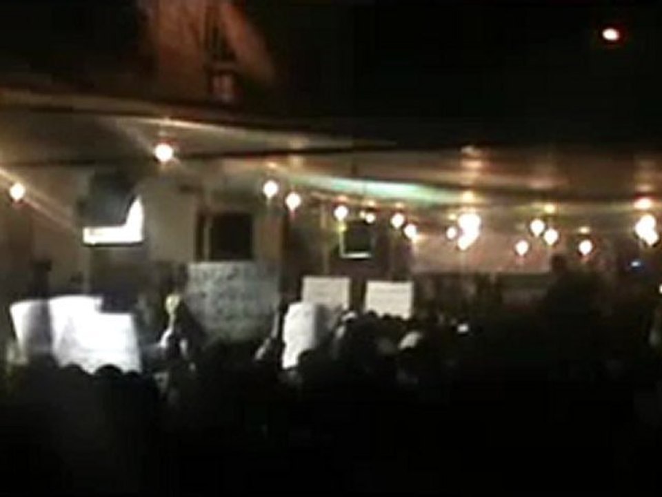 فري برس   ريف دمشق دوما    من عزاء الشهيد قبل هجوم الأمن 6 12 2011