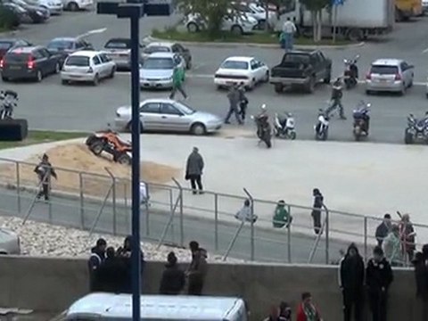 Οπαδοί έξω από το ΓΣΠ (2)