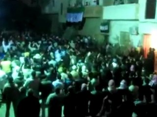 Скачать видео: فري برس   حمص المحتلة أحرار الوعر القديم في مسائية ثورية رائعة وياحمص حنا معاكي للموت 7 12 2011