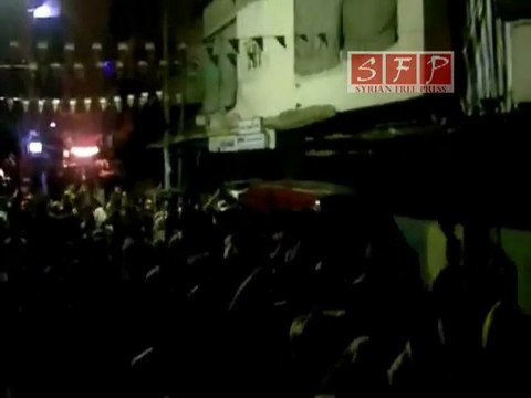 اللاذقية - الرمل بعد صلاة الفجر نصرة لحماه والدير 1-8-2011