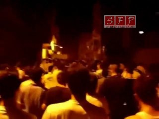 خروج احرار معضمية الشام والتكبير  بعدانسحاب الجيش في الليلة الأولى من رمضان 31 7 2011