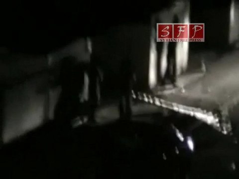 اللاذقية - الصليبة - إقتحام الشبيحة و إطلاق نار 2-8-2011