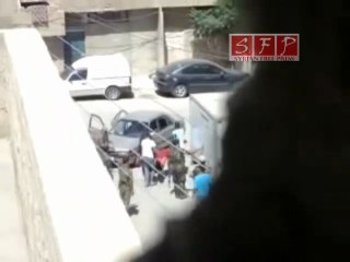 معضمية الشام اختطاف الشهيد محمد جابر - الله معنا 5-8-2011