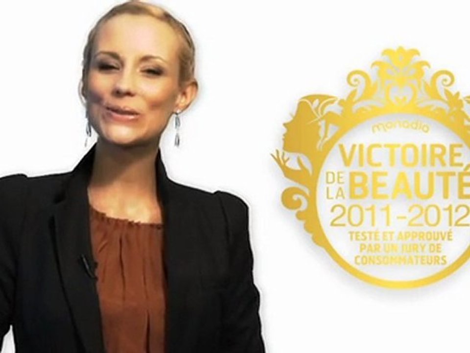 La minute Beauté d'Elodie Gossuin - RIMMEL