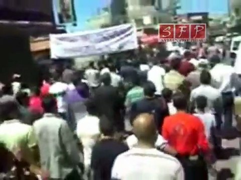 ريف دمشق - رغم الحصار أبطال مضايا في جمعة الله معنا 5-8-2011