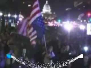 Los 'indignados' lanzan una bomba de humo a la Casa Blanca