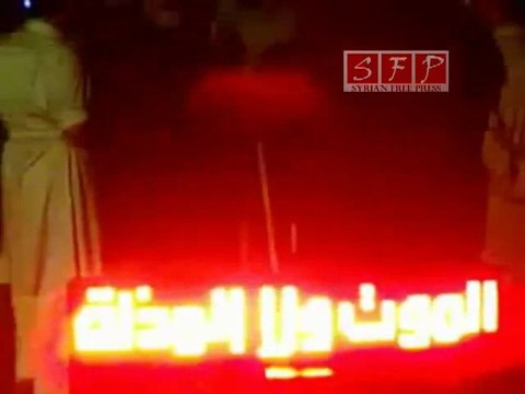 إدلب بلدة تلمنس في معرة النعمان في 6 رمضان 6-8-2011