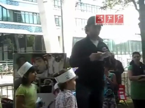 مظاهرة الجالية السورية في هولندا في جمعة الله معنا 5 8 2011