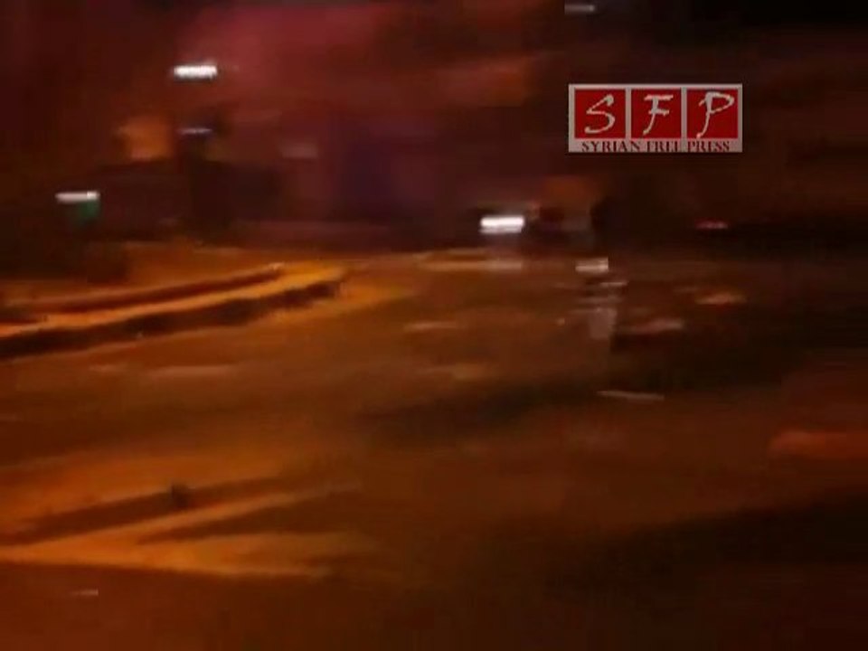 الخراب في مدينة ادلب 6-8-2011