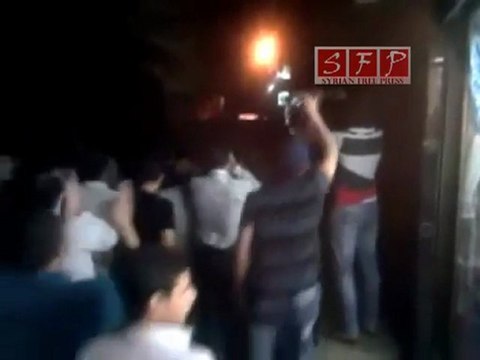 مظاهرة حي القدم بدمشق نصرة لدير الزور 8-8-2011