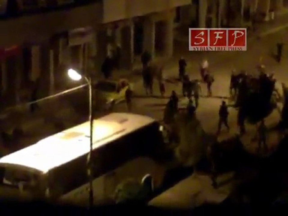 دخول الأمن و الشبيحة المعضمية واحد رمضان 1-8-2011