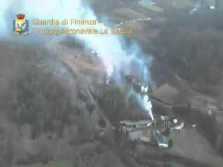 Tresana (MS) - Esplode metanodotto a Barbarasco (riprese elicottero)