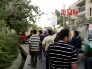 مظاهرة مدينة قطنا ريف دمشق قبل اذان المغرب بدقائق 10-8-2011