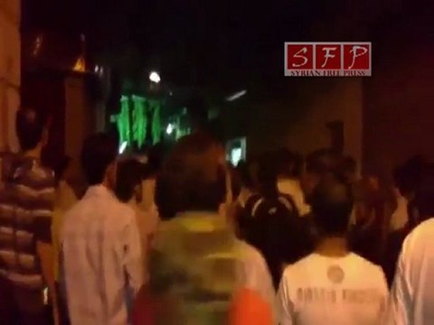 ‫مظاهرة حي القدم بدمشق بعد صلاة التراويح 10-8-2011