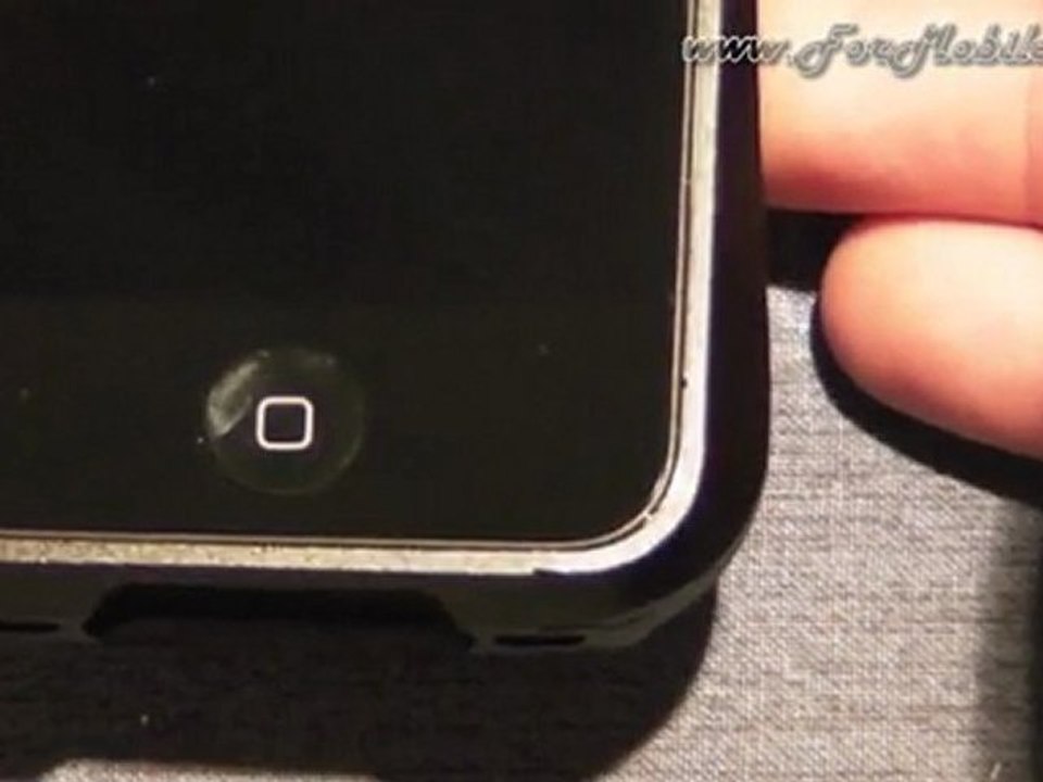 Recensione completa su Cleave aluminium bumper iPhone 4-4S by Deff Japan
