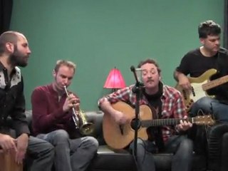 Noise off Unplugged: Track Dogs