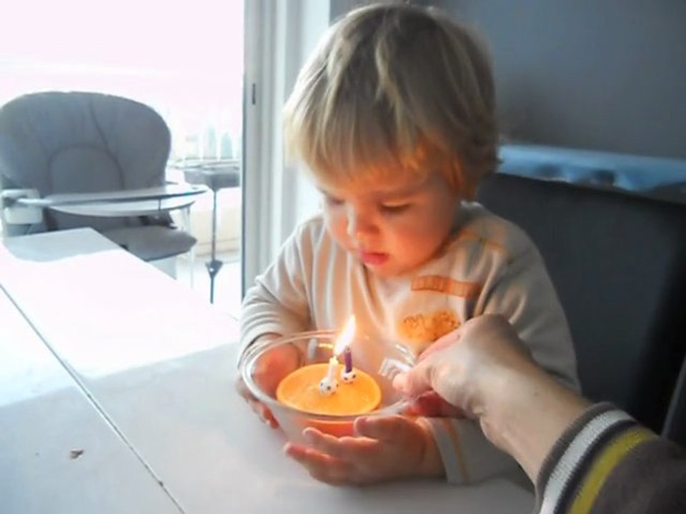 Joyeux_Anniv_tout_le_monde_02122011
