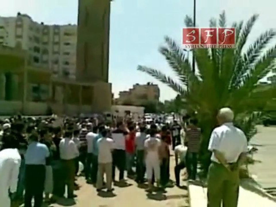 حمص الوعر جمعة لن نركع 12 8 2011