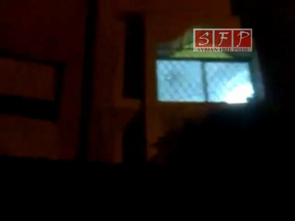 دوما  مظاهرات مسائية بعد صلاة التراويح جمعة لن نركع 12 8 2011