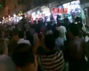 ادلب معرة النعمان مسائية مع شكر لقناة الجزيرة 13 8 2011