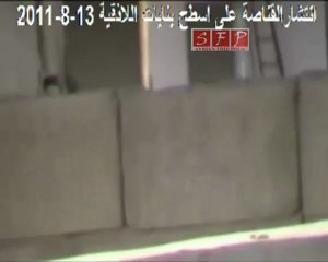 اللاذقية انتشار القناصة على أسطح المباني 13 8 2011