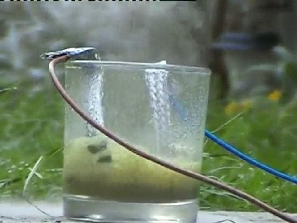 Petrol And Electricity Conductivity Test(360p_H.264-AAC)