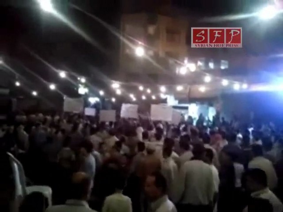 فري برس   مدينة دوما بعد الترويح 20 8 2011