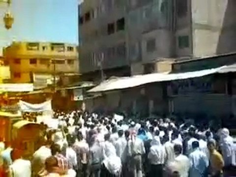 فري برس دوما جمعة بشائر النصر تسعة مقاطع للمظاهرة 19 8 2011