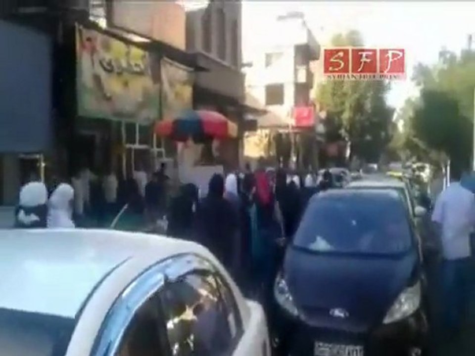 فري برس   دمشق الميدان مظاهرة الميدان النسائية بدمشق 20 8 2011