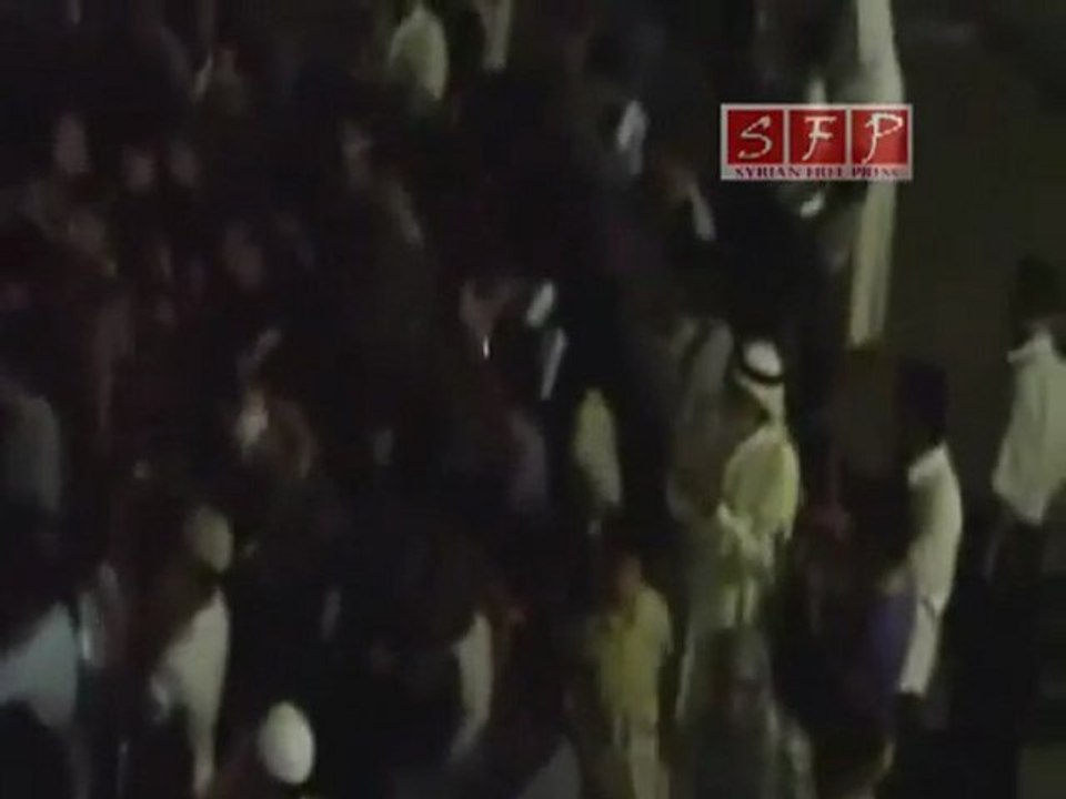 فري برس   حوران بصر الحرير مظاهرة الرد على الكاذب 21 8 2011