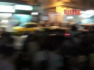 فري برس   مظاهرة مدينة ادلب رمضان بعد كلمة الأسد ساحة الساعة21 8 2011