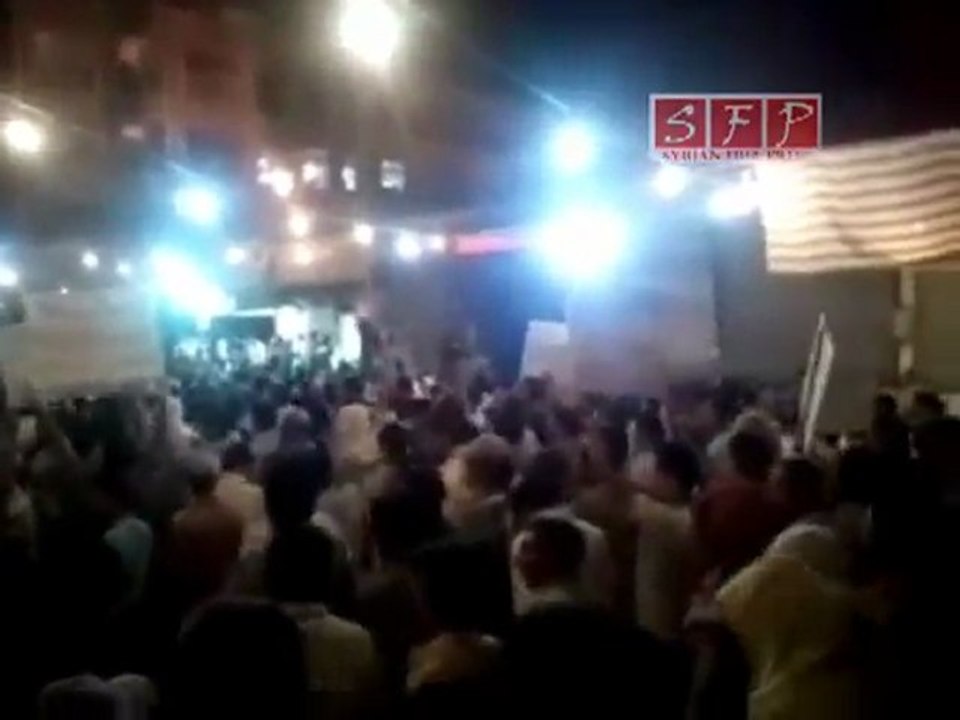 فري برس   دوما مدينة دوما بعد الترويح 21 8 2011