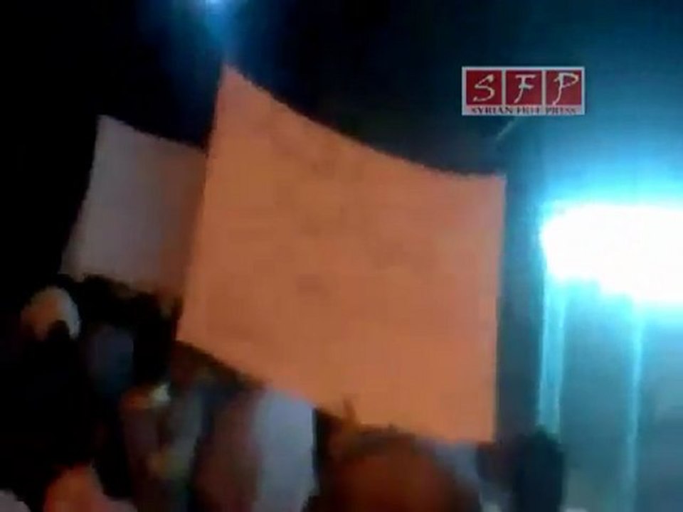 فري برس   فري برس   ريف دمشق حرستا أمسية 21 رمضان 21 8 2011