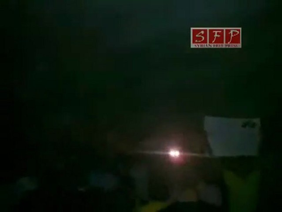 فري برس   حوران داعل مظاهرة مسائية 22 8 2011