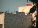 فري برس   حمص إحتلال الأمن والجيش للبيوت والمدارس 22 8 2011