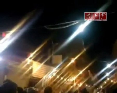 فري برس دوما أهالي حي القصاع الدمشقي في دوما 22 8 2011