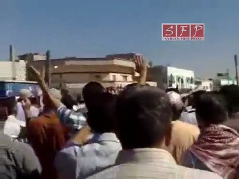 فري برس   جاسم تشييع المجند الشهيد بسام عبد الهادي الحلقي 24 8 2011