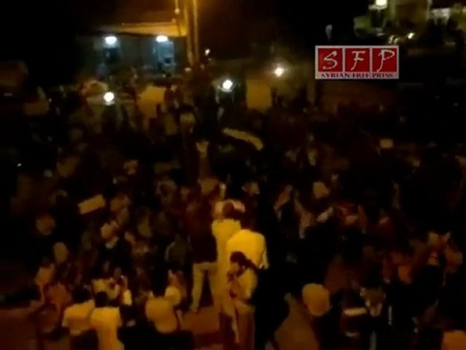 فري برس   ادلب جبل الزاوية بليون مظاهرة مسائية 23 8 2011