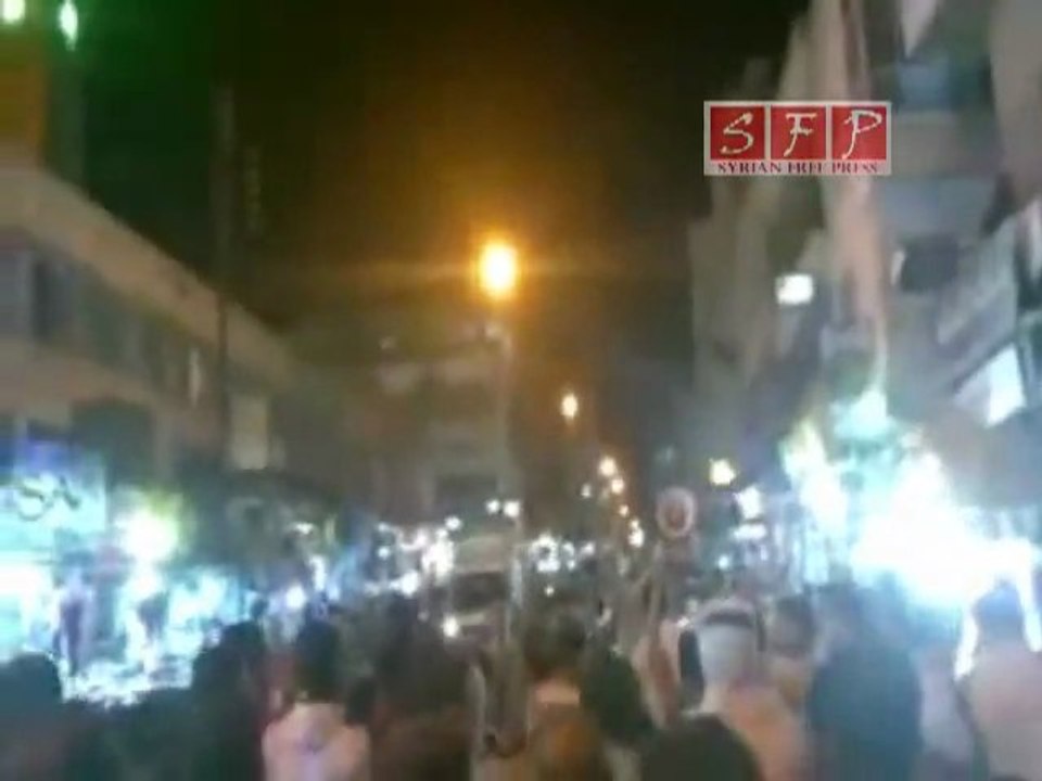 فري برس   إدلب معرة النعمان مظاهرات مسائية 23 8 2011