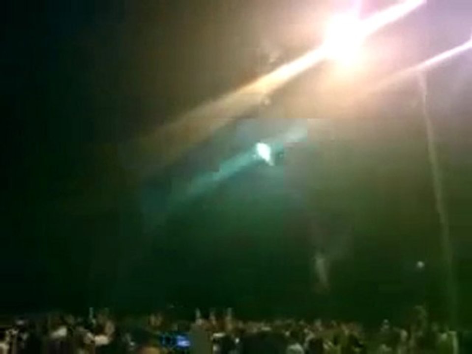 فري برس   حمص  حي الإنشاءات  مسائية 24 8 2011