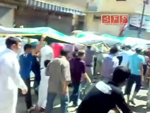 فري برس مظاهرة في حمص مدينة تدمر 26 8 2011