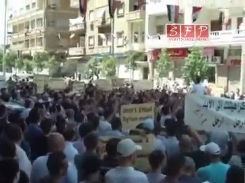 فري برس حمص شارع الملعب 26 8 2011