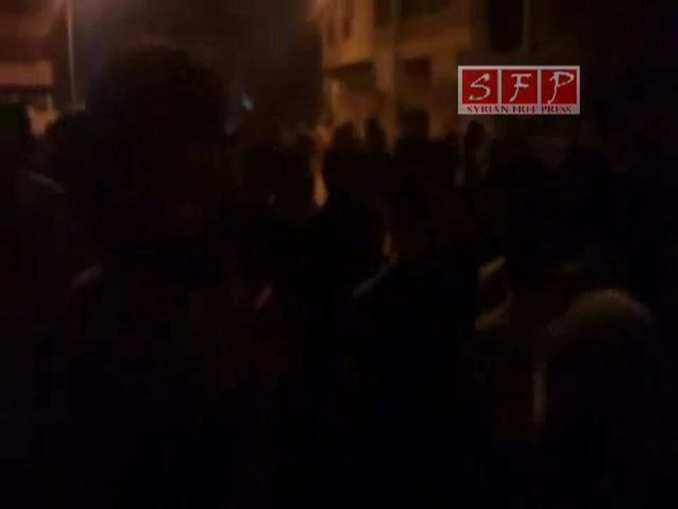 فري برس   درعا   ليله القدر 27 8 2011