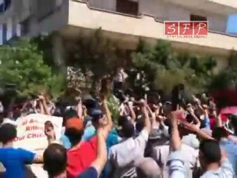 فري برس حمص الإنشاءات جمعة الموت ولا المذلة 2 9 2011