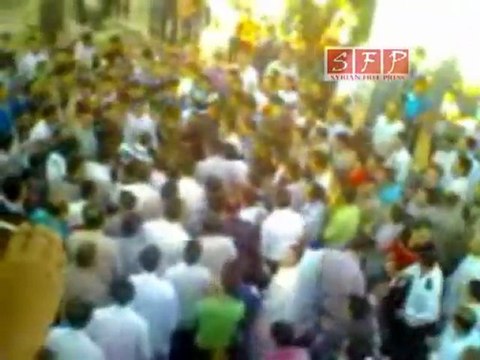 فري برس حلب منغ مظاهرة أحرار منغ بعد صلاة العيد 30 8 2011
