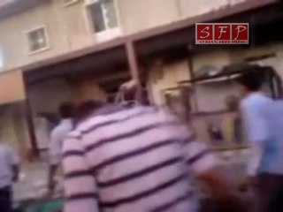 فري برس   حلب تل رفعت اطلاق الرصاص وقنابل الغازعلى المتظاهرين 1 9 2011