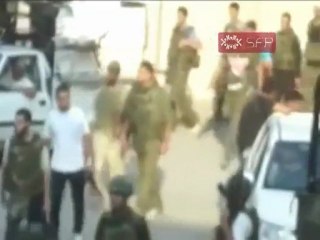 فري برس   مدينة سقبا قوات القتل و الشبيحة 10 9 2011